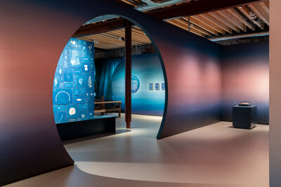 Nederlands Fotomuseum, Ontwaken in blauw - Awakening in Blue-2 © Iwan Baan