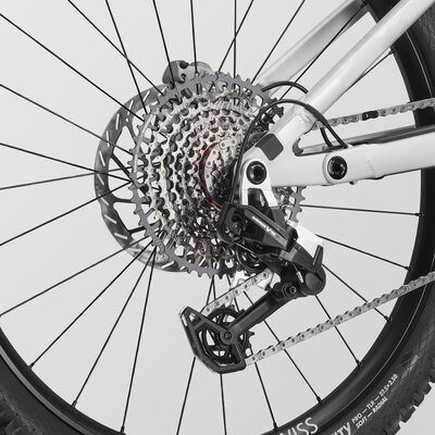 2026_COM-2_neuron-on_cllctv_4365_M167_P03_rear-derailleur