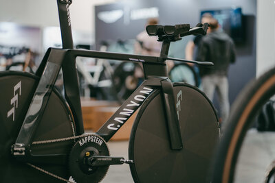 Canyon Speedmax Track CFR.jpg