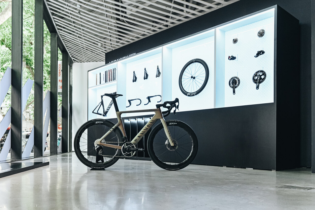 CANYON AEROAD CF SLX ADDED TO MYCANYON PROGRAM WITH NEW
