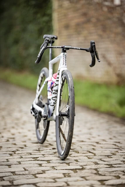 kramon_260301_Canyon_Backstedt_00657