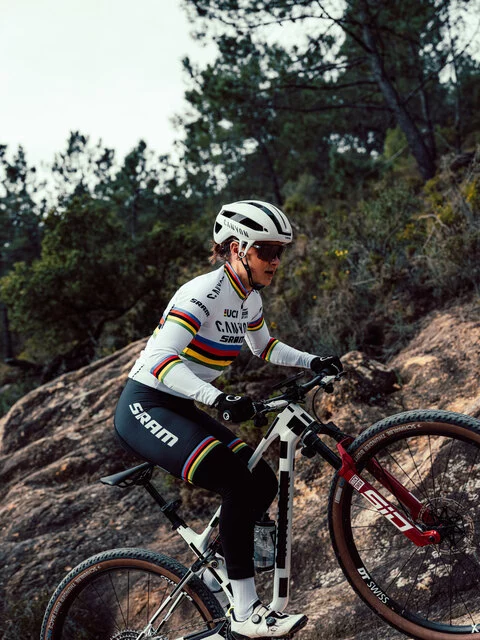 2026_ACT_Lux-WC_x_Prototype - Teaser bike 4409-4410_x_ALL (37)-as_jpg