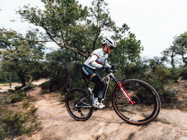 2026_ACT_Lux-WC_x_Prototype - Teaser bike 4409-4410_x_ALL (41)-as_jpg