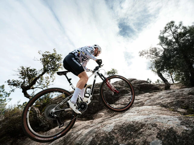 2026_ACT_Lux-WC_x_Prototype - Teaser bike 4409-4410_x_ALL (25)-as_jpg (1)