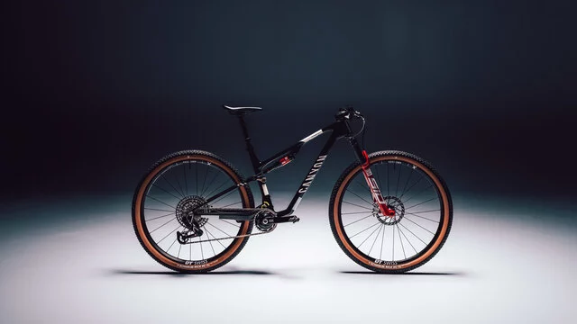 2026_ACT_Lux-WC_x_Prototype - Teaser bike 4410_x_ALL (4)-as_jpg