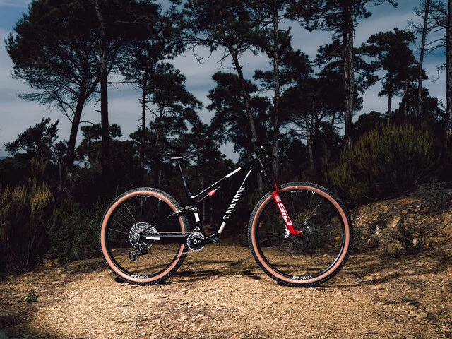 2026_ACT_Lux-WC_x_Prototype - Teaser bike 4410_x_ALL-as_jpg
