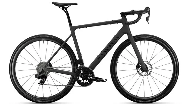 2027_FULL_endurace_cf-7-axs_4428_R129_P01
