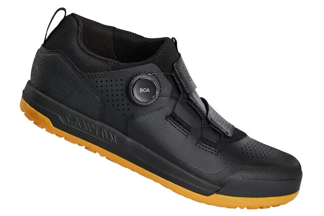 2026_full_Apparel_CAYN-Canyon-Loamr-Clip-MTB-shoe_9102452_BK_lateral-view