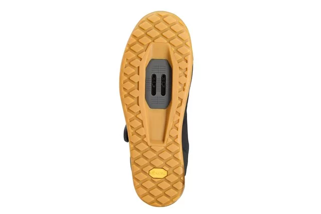 2026_alt-3_Apparel_CAYN-Canyon-Loamr-Clip-MTB-shoe_9102452_BK_bottom-view-single-1