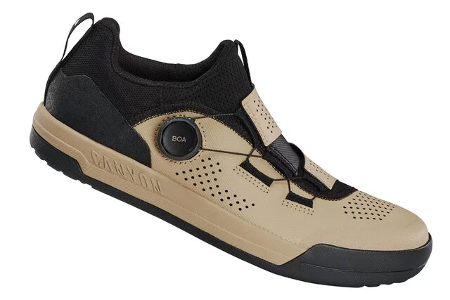 2026_full_Apparel_CAYN-Canyon-Loamr-Flat-MTB-shoe_9102453_BG_lateral-view