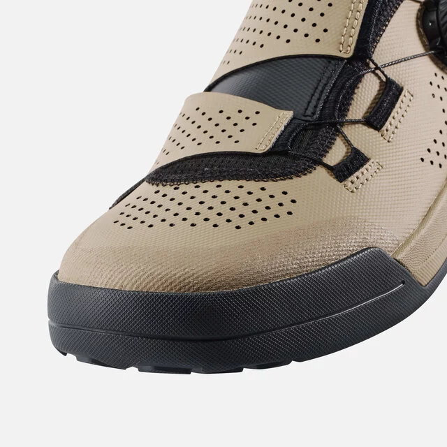 2026_top-4_Apparel_CAYN-Canyon-Loamr-Flat-MTB-shoe_9102453_BG_toe-cap