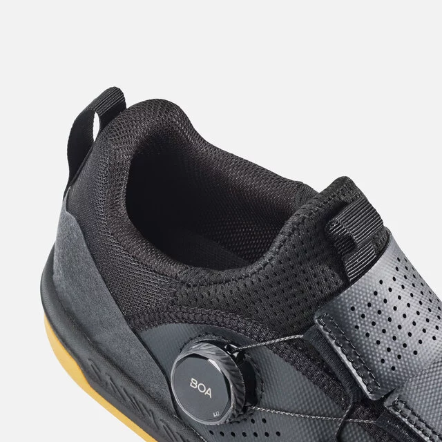 2026_top-2_Apparel_CAYN-Canyon-Loamr-Flat-MTB-shoe_9102453_BK_bootie-construction