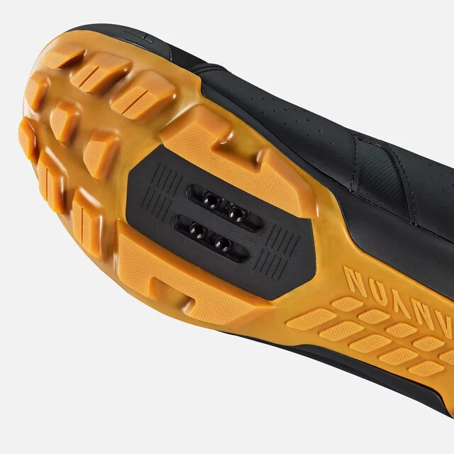 2026_top-1_Apparel_CAYN-Canyon-Tempr-Off-Road-Shoe_9102451_BK_flexible-forefoot