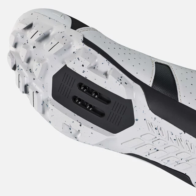 2026_top-1_Apparel_CAYN-Canyon-Tempr-Off-Road-Shoe_9102451_GY_flexible-forefoot
