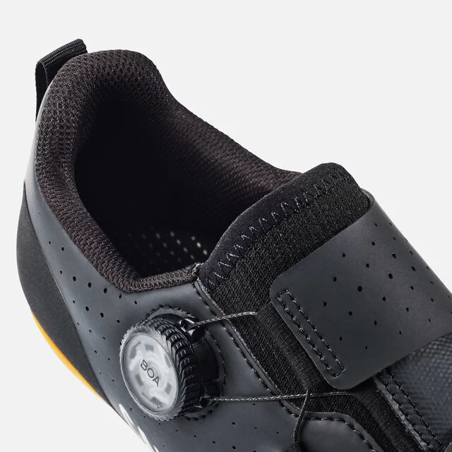 2026_top-2_Apparel_CAYN-Canyon-Tempr-Off-Road-Shoe_9102451_BK_knitted-sock