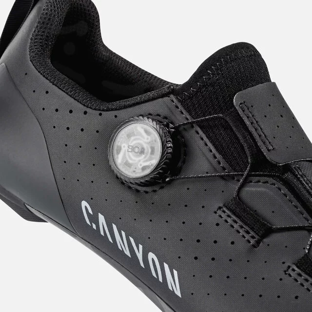 2026_top-3_Apparel_CAYN-Canyon-Tempr-Road-Shoe_9102450_BK_boa-dial