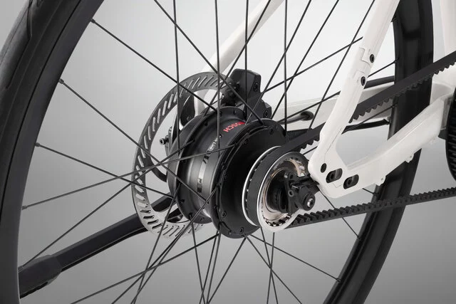 2026_REQ_roadlite-on_cf_4609_-_Job-427-Roadlite-ON-CF-V2X-Red-Dot-Award-Hub