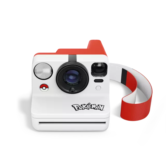Polaroid Now Gen 3_Pokeball Edition