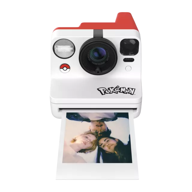 Polaroid Now Gen 3_Pokeball Edition