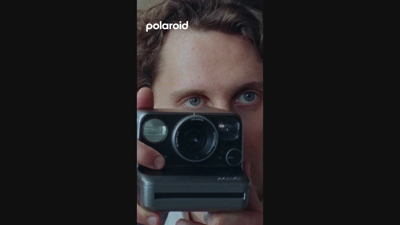 Polaroid_15s_9x16_endcard.mov