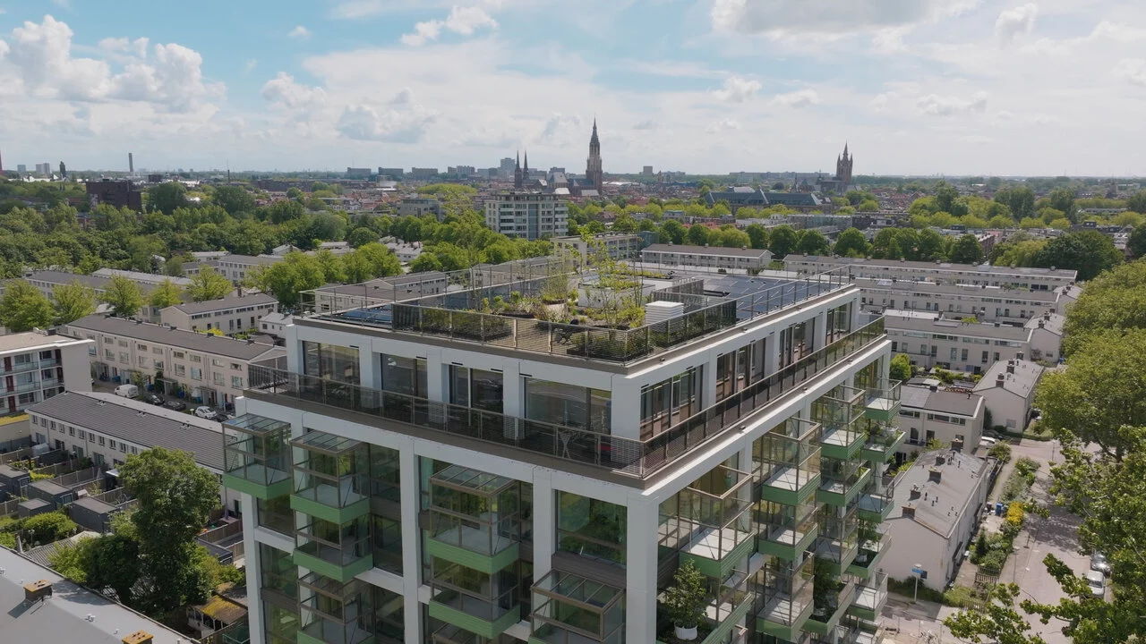 Dak drone view - The Urban Woods Delft.jpg