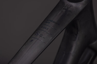 128400 Litening Air C68X SLT_D_01