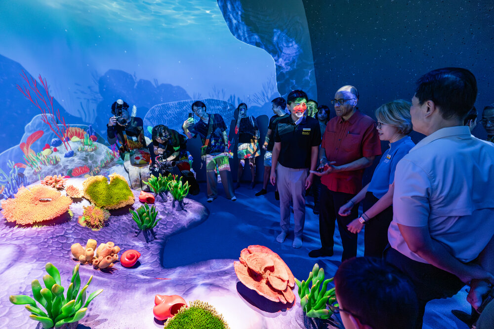 President’s visit to Curiosity Cove.jpg