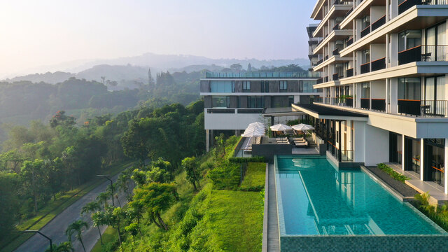 Angsana Bogor Gunung Geulis, Indonesia - Swimming Pool The Suite.jpg
