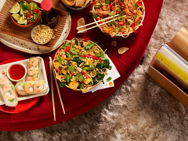 Hybrid_sRGB_ALL_2024_Pad-thai_Prawn-veggie-rolls