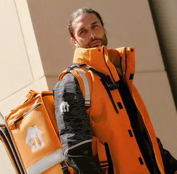 Courier_sRGB_All_2026_20-35_Male_Backpack_Summer_357x351