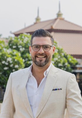 Michael Robinson_General Manager_Anantara The Palm Dubai Resort.jpg