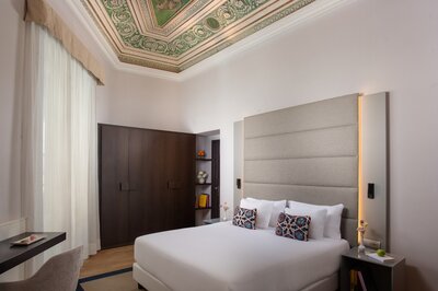 NH Collection Palermo Palazzo Sitano_Bedroom Suite with Fresco.jpg