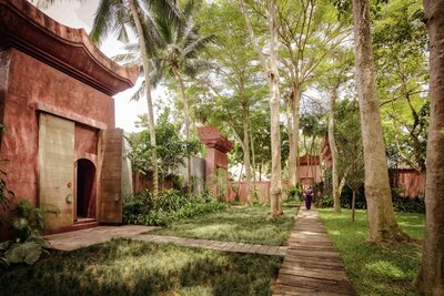 Anantara_Bophut_Koh_Samui_Resort_Spa_Garden.jpg