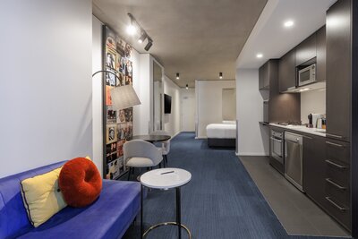 Avani_Melbourne_Jazz_Corner_Residences_Deluxe_Studio_Living_1