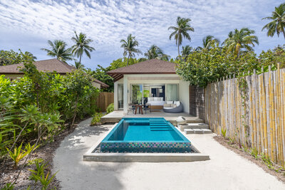 Avani_Plus_Fares_Maldives_Guest_Room_Beach_Pool_Villa_Exterior.jpg