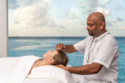 Dr. Jithurag- Anantara Kihavah 2.jpg