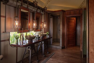 582175-Anantara Golden Triangle Elephant Camp & Resort_Guest Room Mekong Explorer Tent Bathroom-70d783-original-1742196036