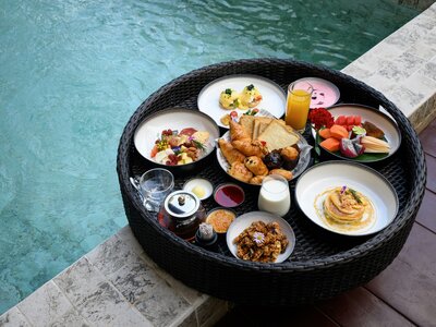 581766-Anantara Chiang Mai Resort_Guest room amenity Floating Breakfast Tray-16a822-original-1741848744