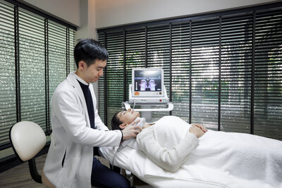 573284-Anantara Wellness Riverside - Treatment-d587c3-original-1737966976