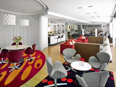 580410-577960-NH_Bangkok_Asoke_Restaurant_CO2_1-fb4677-original-1740036893-61d360-original-1741087362