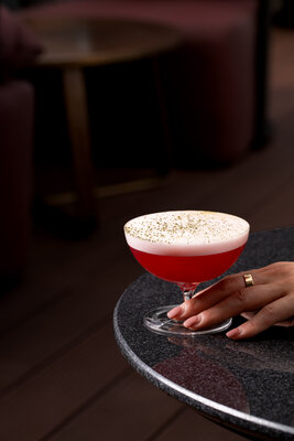 SIN Cocktails THE TEMPTRESS 0f8c89