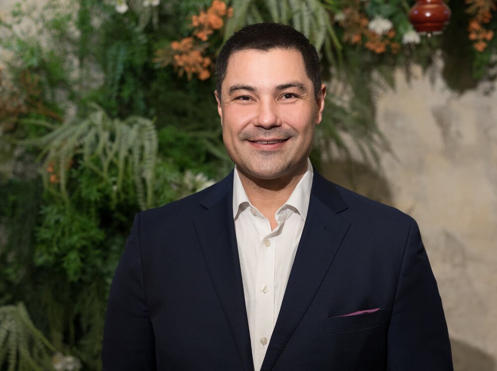 643238-Winston Gong_2026 Portrait standing-2acd0a-original-1770092325.jpg