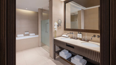 Anantara The Palm Dubai Resort_Guest Room  Lotus Lagoon Access Room Adults Only_Bathroom.jpg