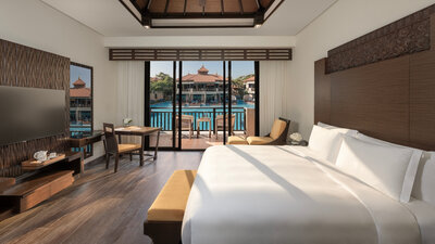 Anantara The Palm Dubai Resort_Guest Room Lotus Lagoon View Room Adults Only.jpg