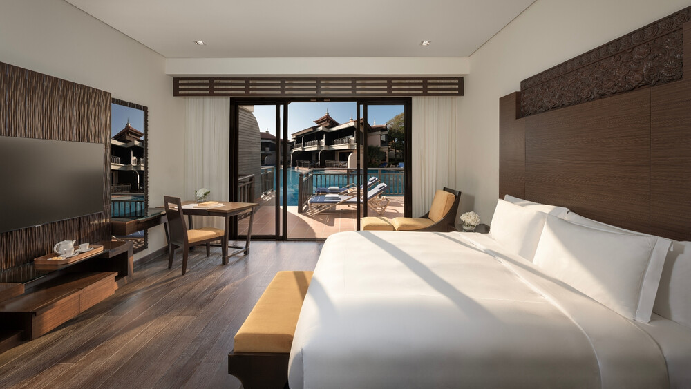 Anantara The Palm Dubai Resort_Guest Room  Lotus Lagoon Access Room Adults Only.jpg