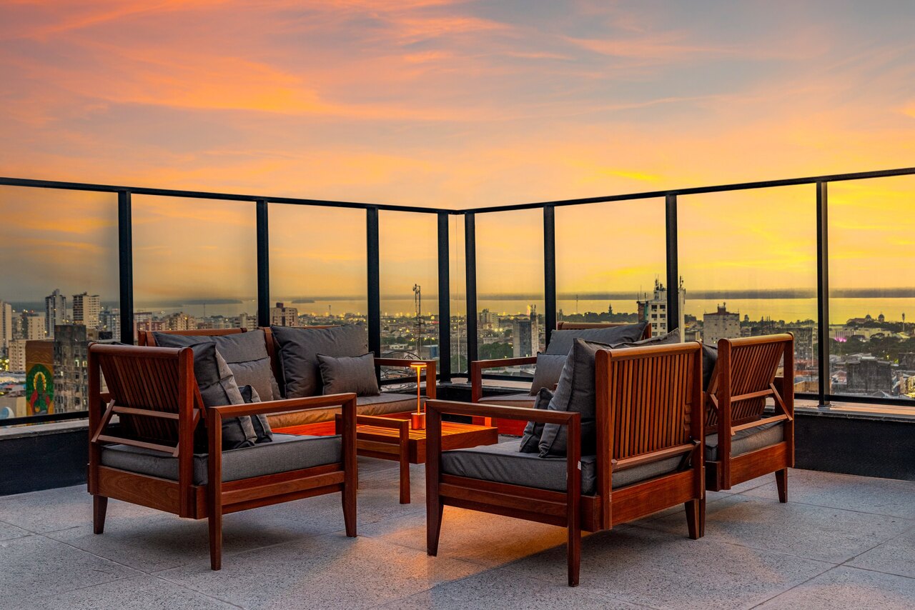 SEEN Belem, the rootop bar and restaurant concept atop Tivoli Maiorana Belem Para Hotel.