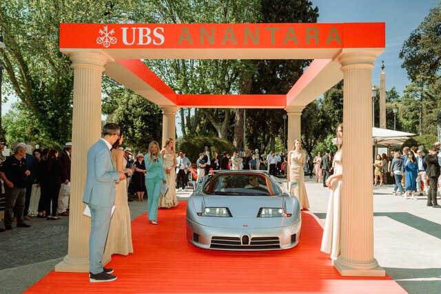 Classe XV, Le sportive degli Anni Ottanta e Novanta - 1993 Bugatti EB 110 GT.jpg