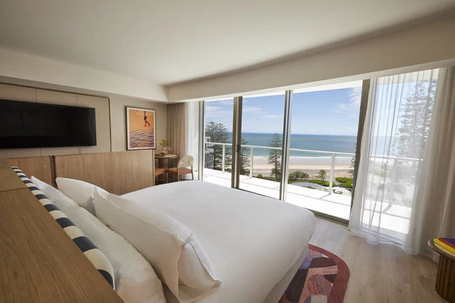 Avani Mooloolaba Beach Hotel - Ocean Suite - Interior