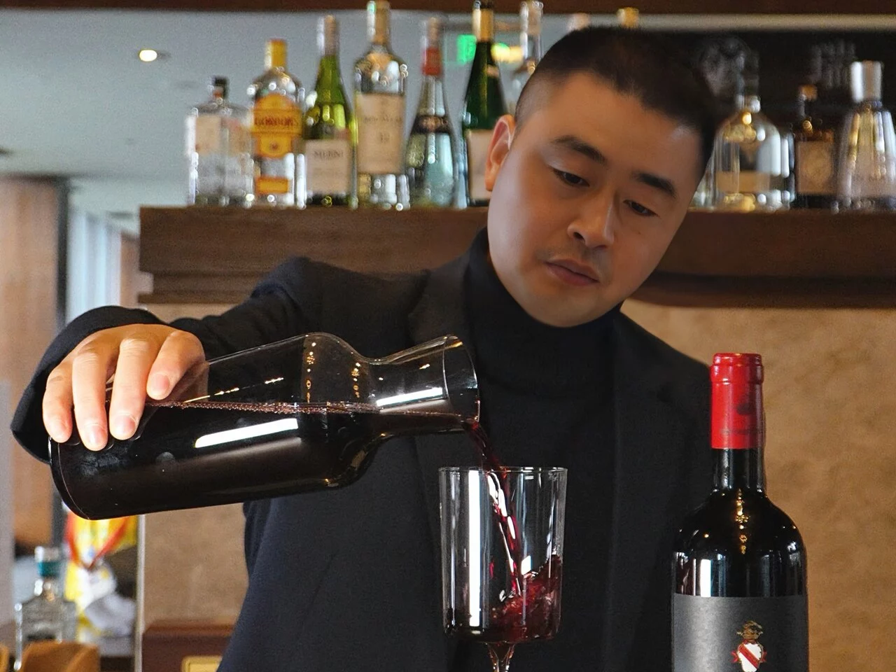 Jason, Wine Insider of Anantara Guiyang Resort