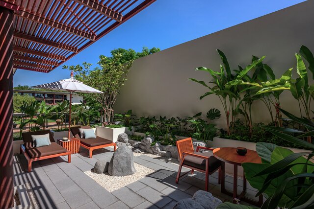 Anantara Chiang Mai Resort_Guest Room Lanna Garden Terrace Suite Garden.jpg